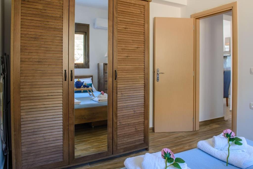 Blue Bay Villas , First Floor Archangelos  Eksteriør billede